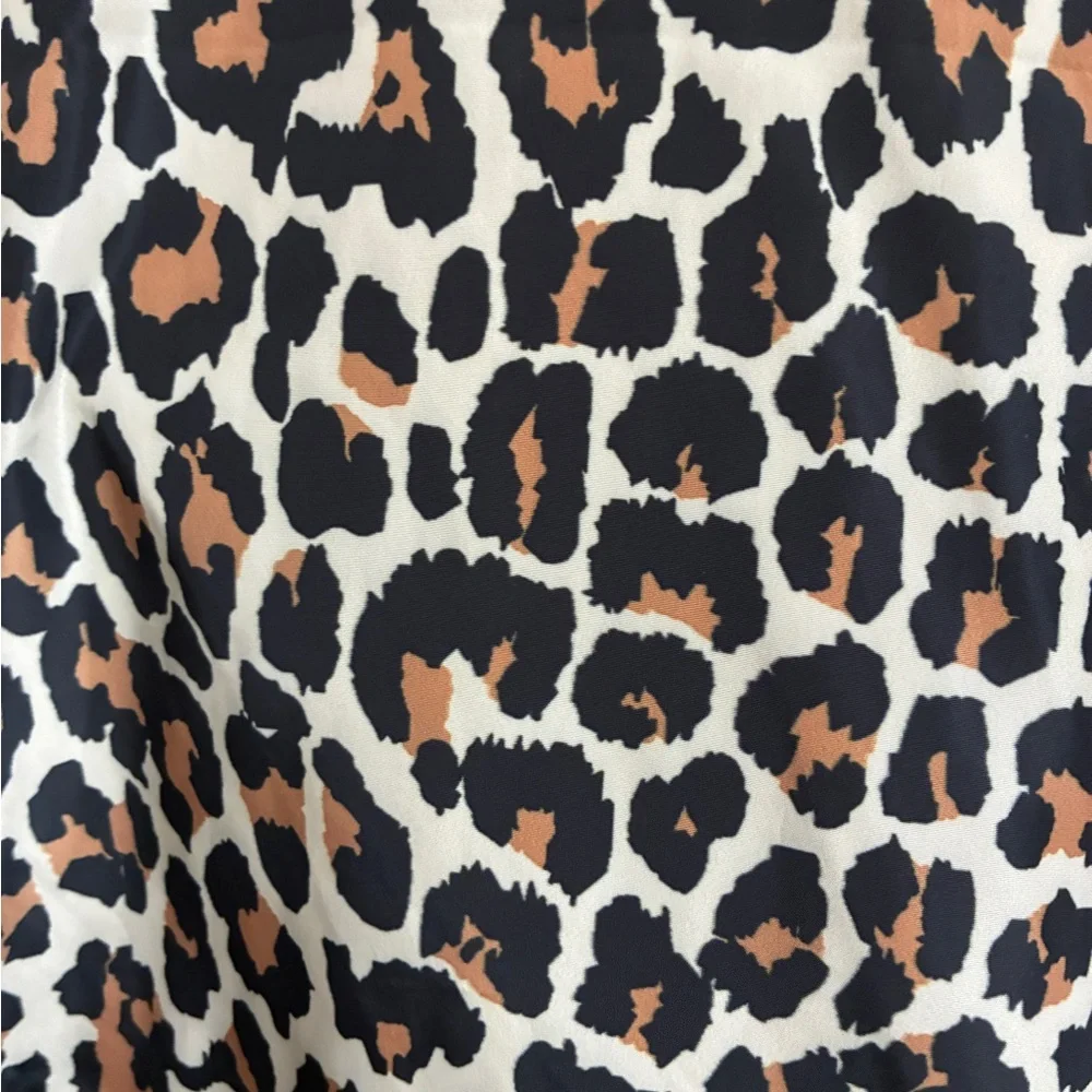 ☔️Leopard Rain Poncho - One Size - Picture 5 of 7